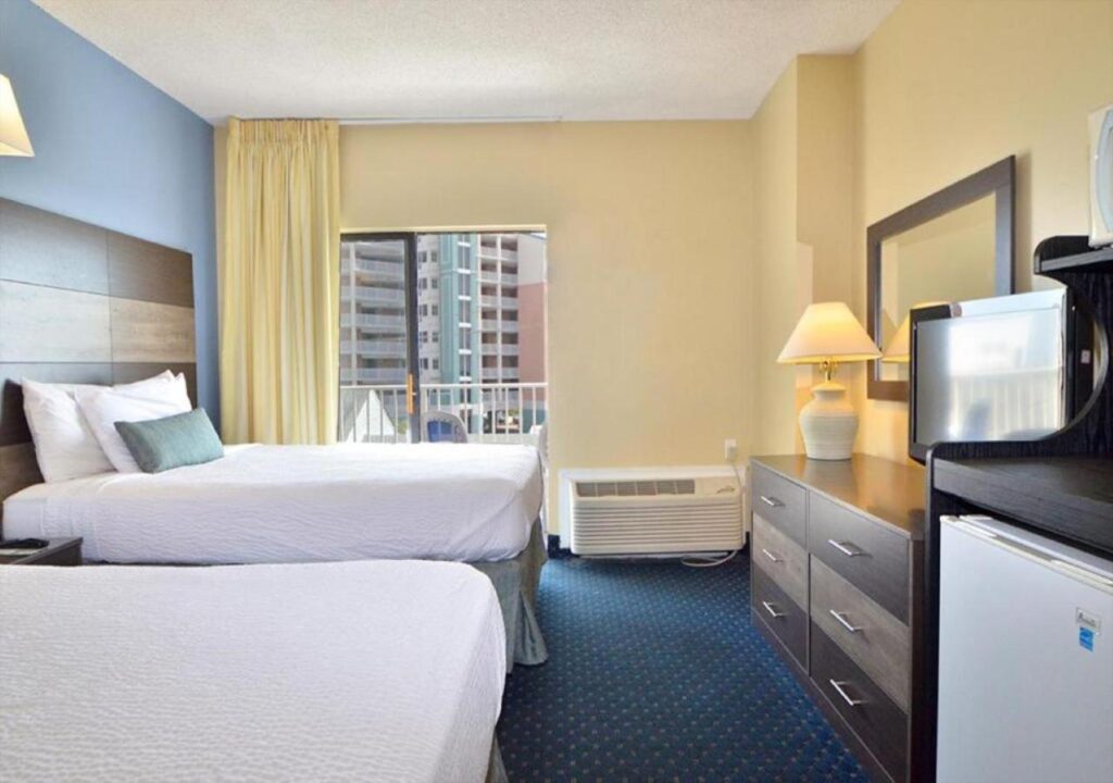 Coastal Palms Inn and Suites - Image 4