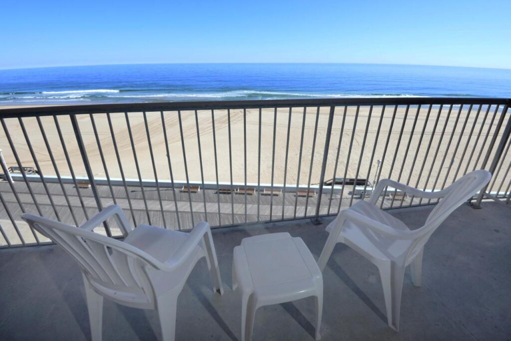 Grand Hotel Ocean City Oceanfront - Image 4