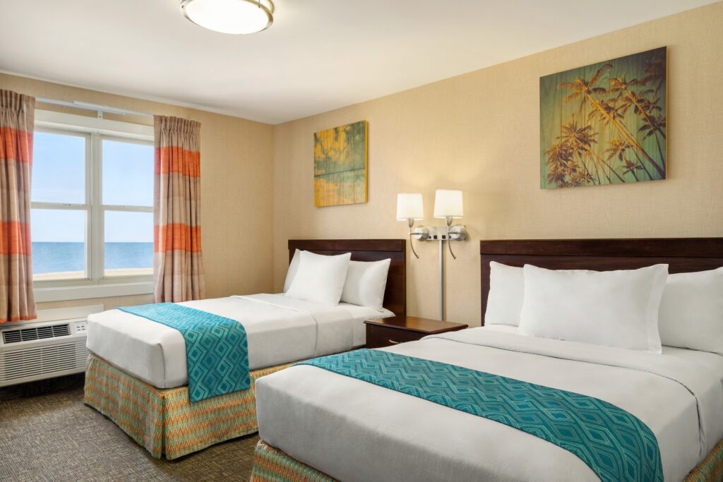 Plim Plaza Hotel - Image 6