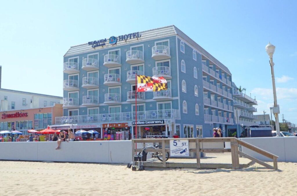 Tidelands Caribbean Boardwalk Hotel and Suites - Image 1