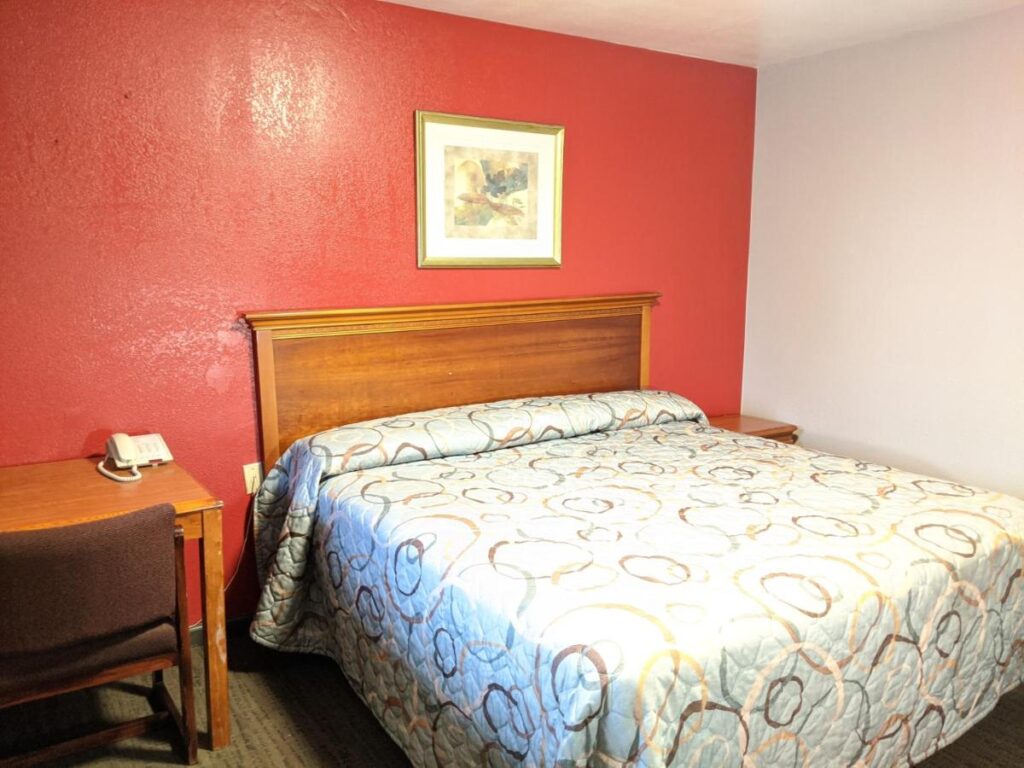 Budget Inn El Reno - Image 4