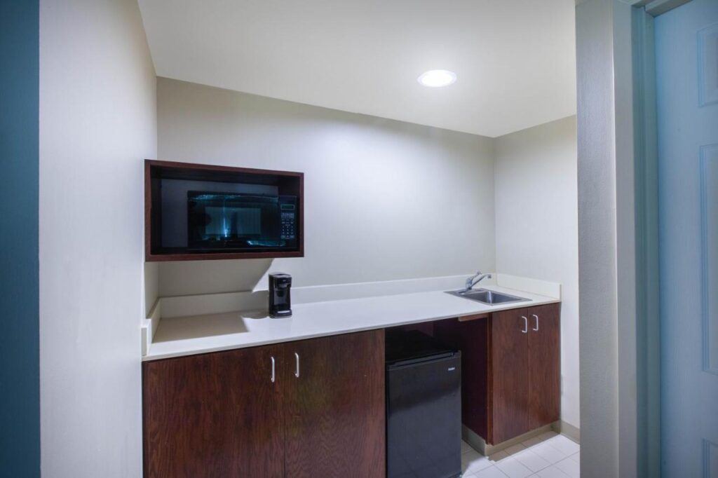 Wingate by Wyndham Oklahoma City Airport - Image 3