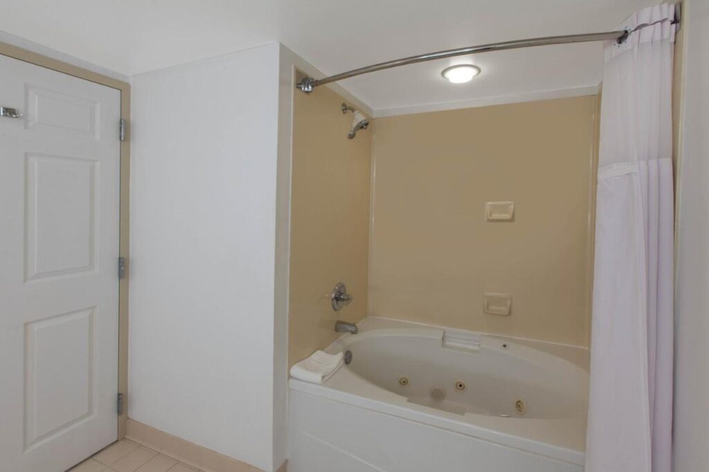 Wingate by Wyndham Oklahoma City Airport - Image 5