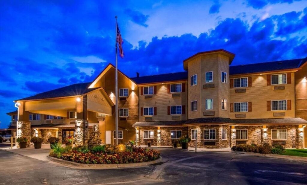 Old Mill Inn - Image 1