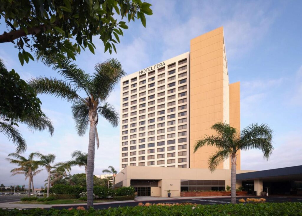 Hotel Fera Anaheim, a DoubleTree by Hilton Hotel - Image 1