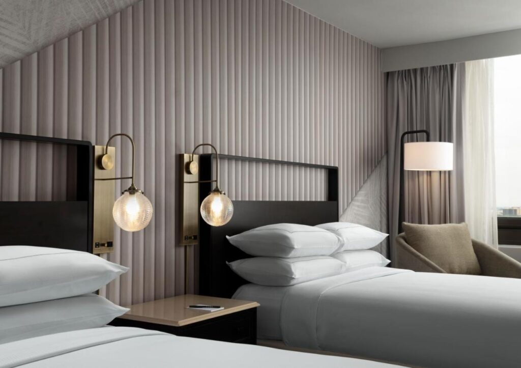 Hotel Fera Anaheim, a DoubleTree by Hilton Hotel - Image 2