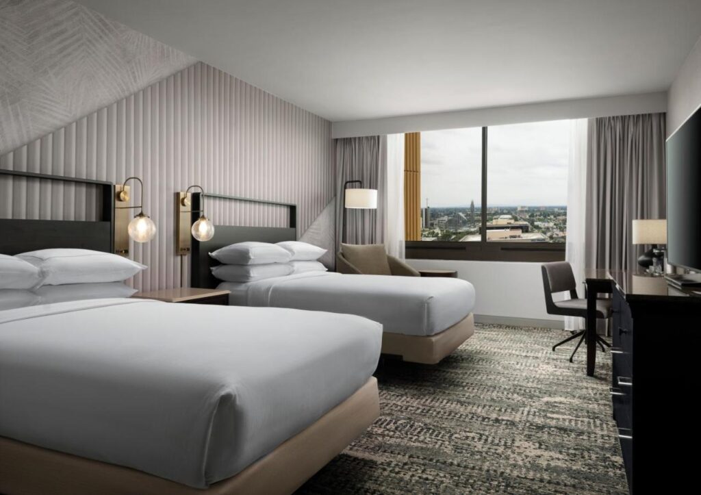 Hotel Fera Anaheim, a DoubleTree by Hilton Hotel - Image 3