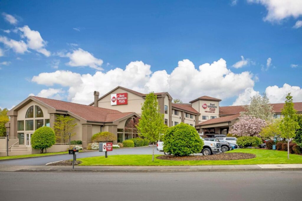 Best Western Plus Mill Creek Inn - Image 1