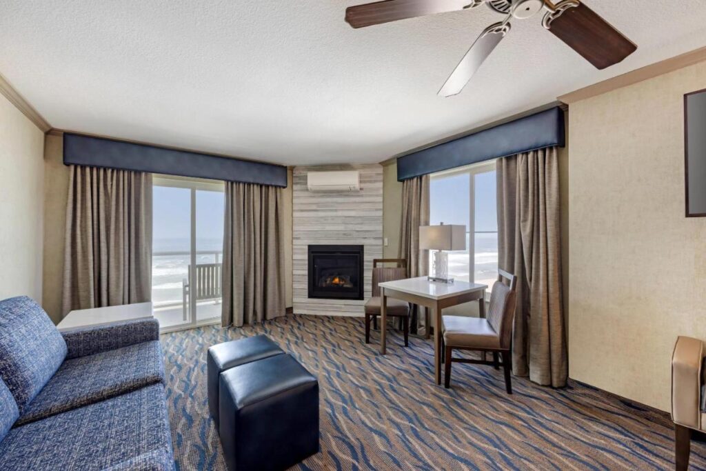 Elizabeth Oceanfront Suites, an Ascend Collection Hotel - Image 1