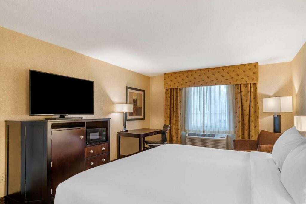 Lloyd Hotel Astoria Bayfront, an Ascend Collection Hotel - Image 4