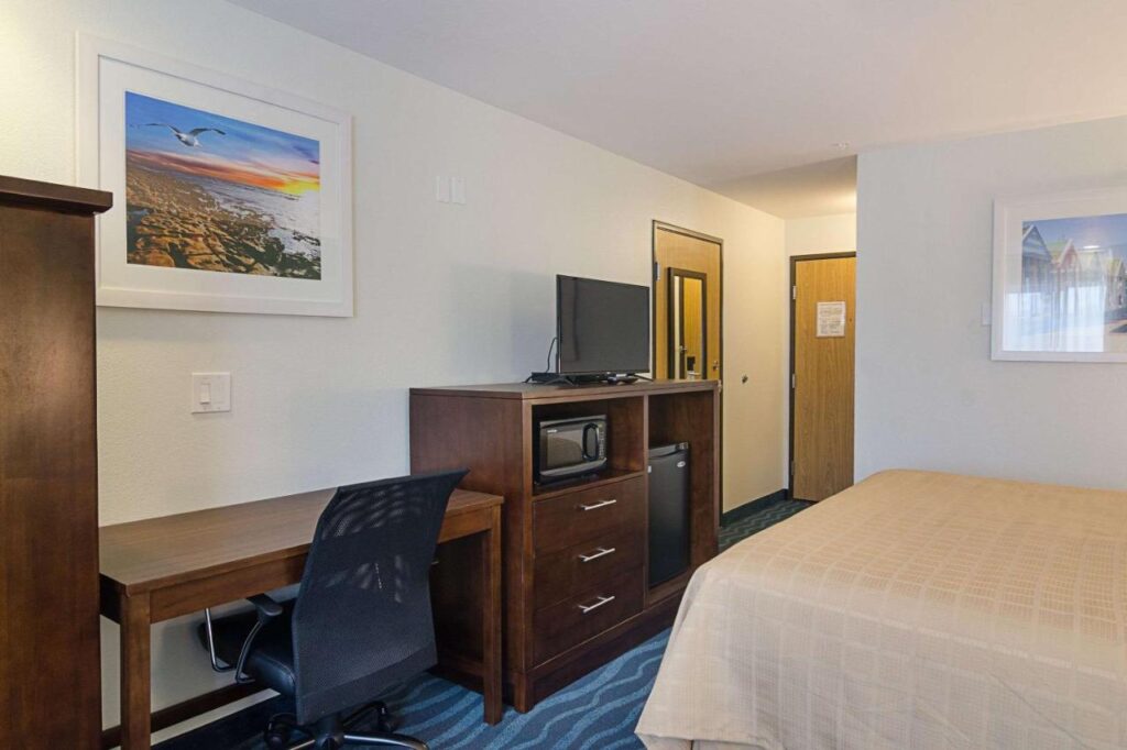 Quality Inn Seaside - Image 4