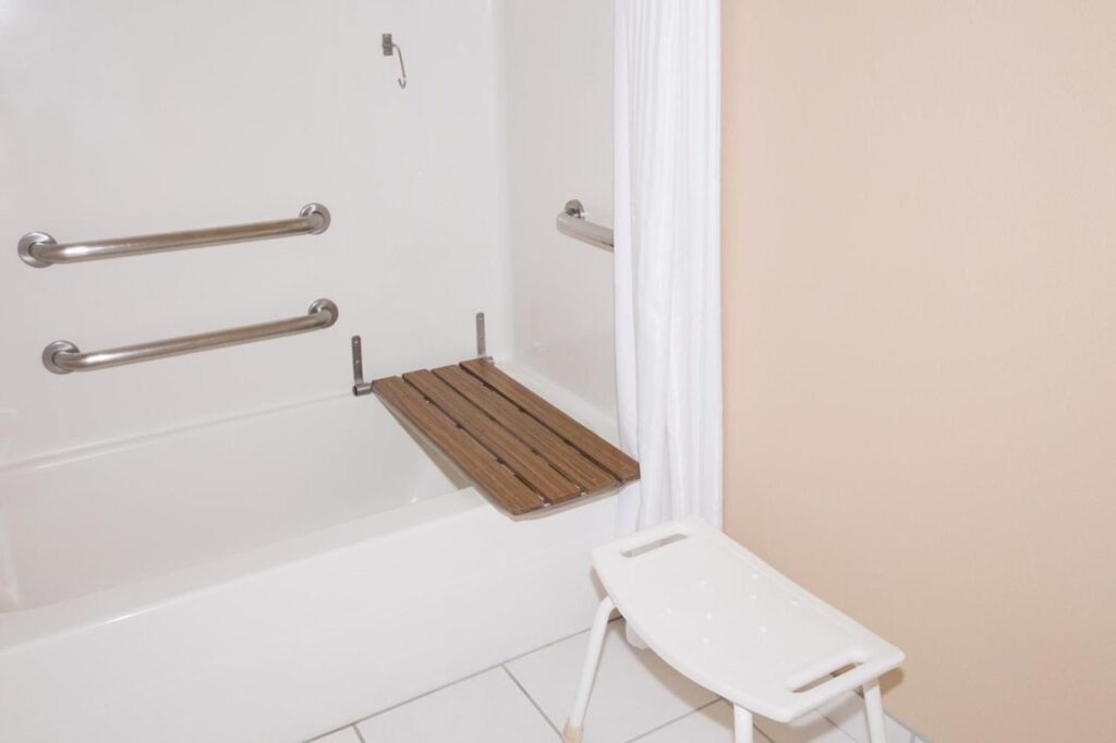 Red Lion Inn & Suites McMinnville - Image 5