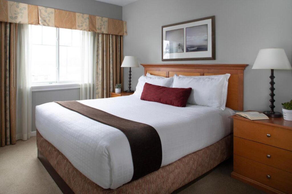 Rivertide Suites - Image 5
