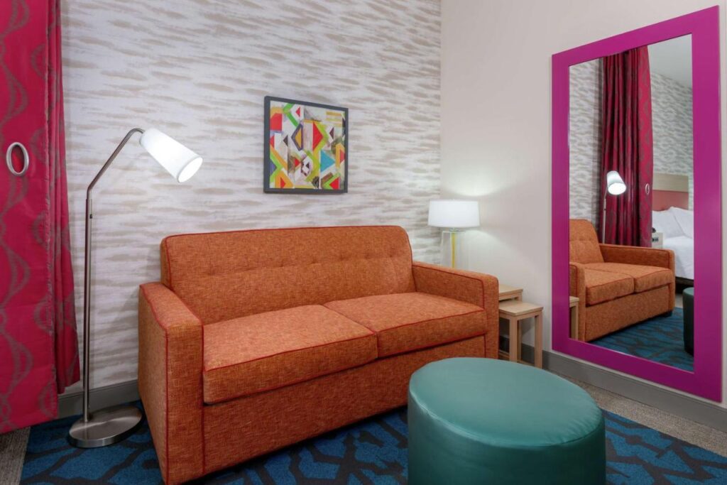 Home2 Suites By Hilton Orlando Near Universal - Image 2