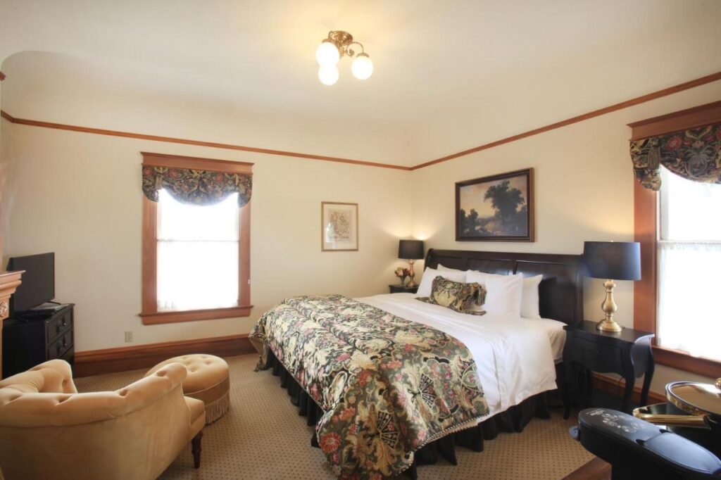 The Charles Pacific Grove - Image 3