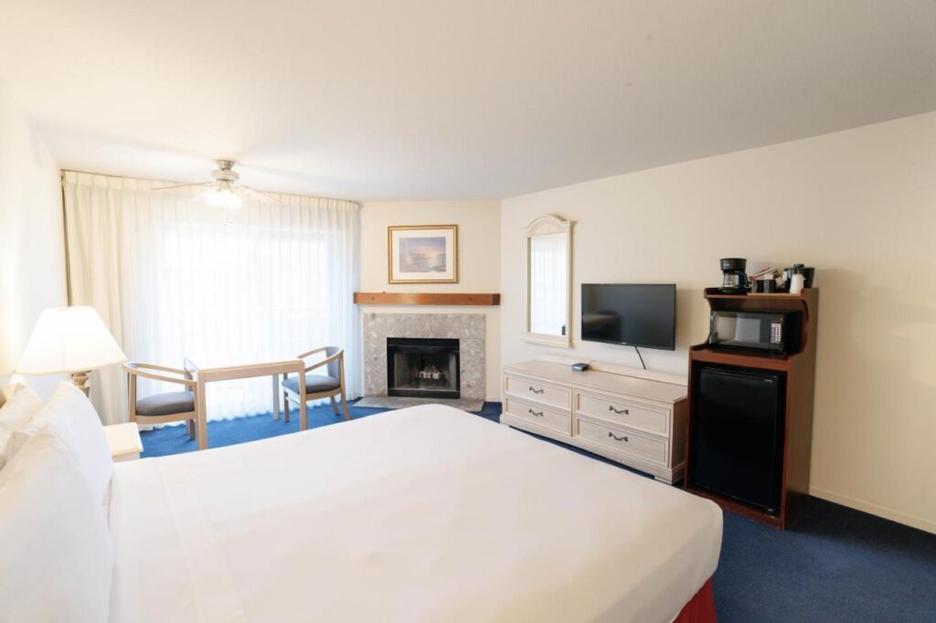 The Monarch Resort - Image 2
