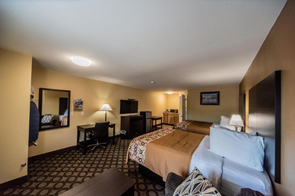 Relax Inn and Suites Kuttawa - Image 5