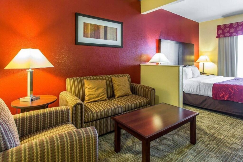 Comfort Suites Palm Desert I-10 - Image 2