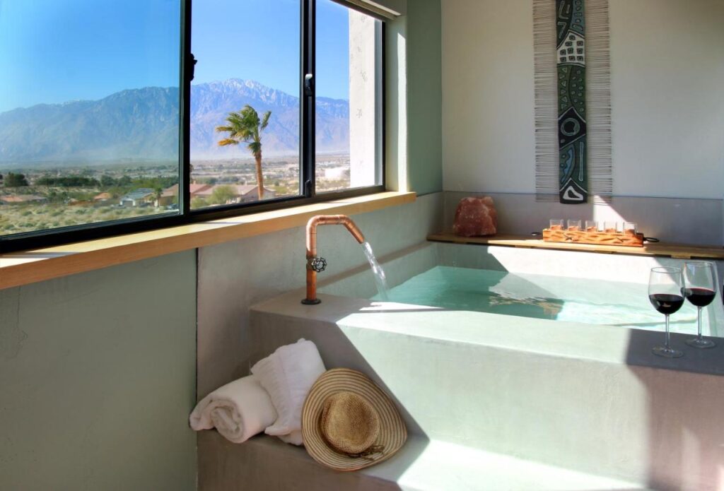 Azure Palm Hot Springs - Image 3