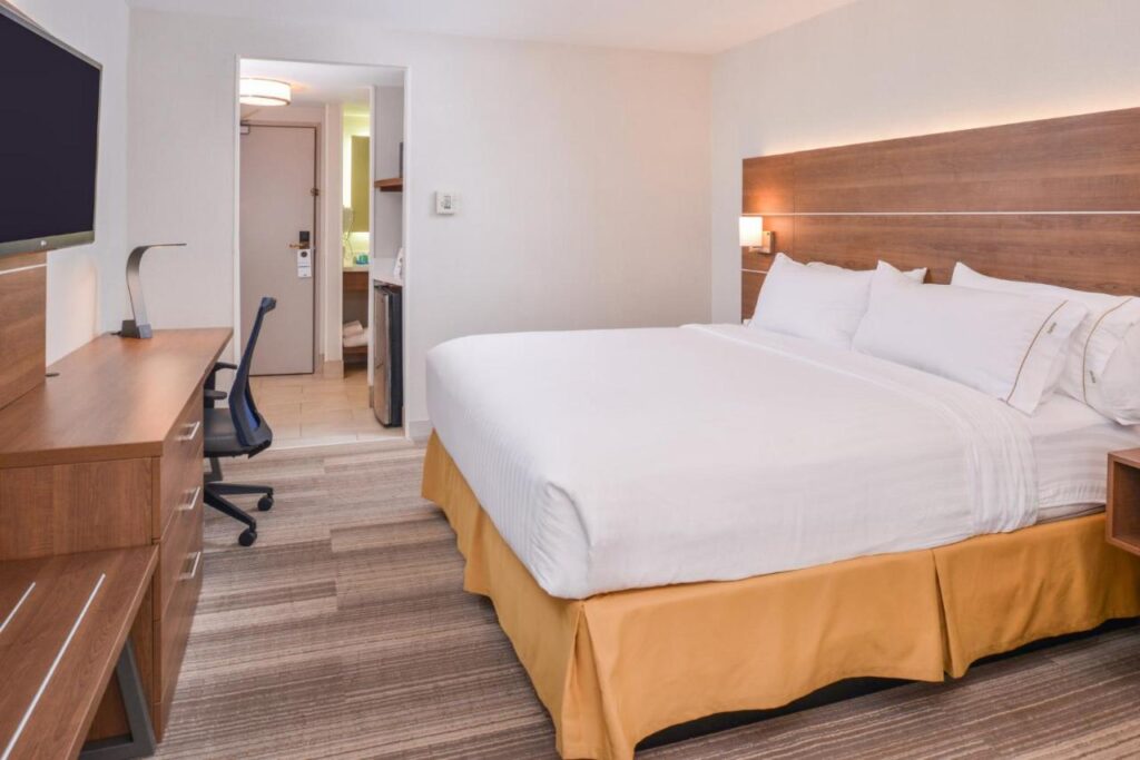 Holiday Inn Express Palm Desert by IHG - Image 4