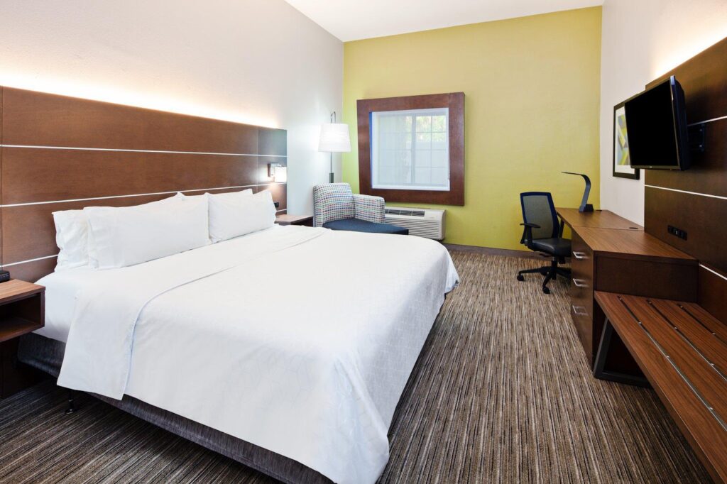 Holiday Inn Express & Suites Rancho Mirage - Palm Spgs Area by IHG - Image 6