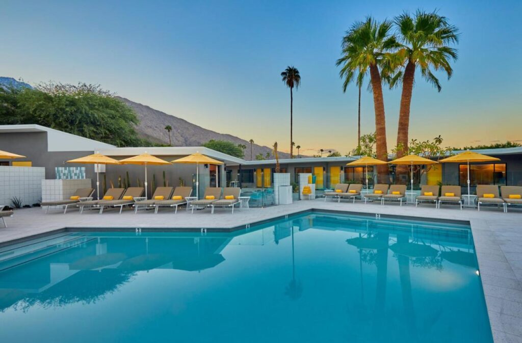 Twin Palms Resort - A Gay Men's Resort - Image 1