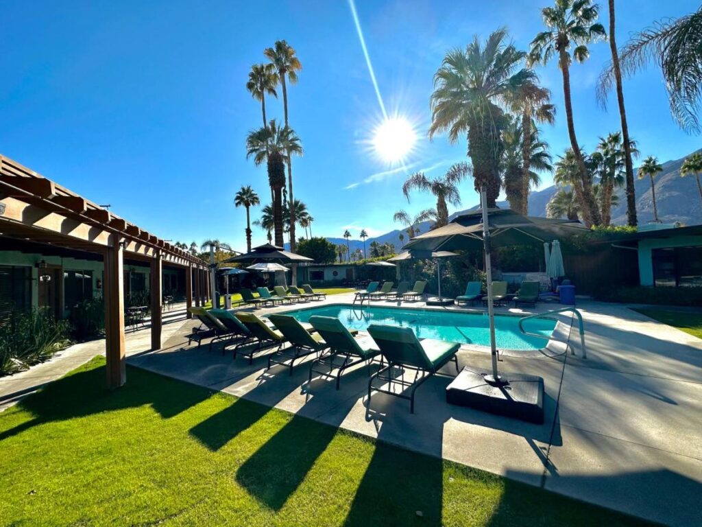Vista Grande Resort - A Gay Men's Resort - Image 1