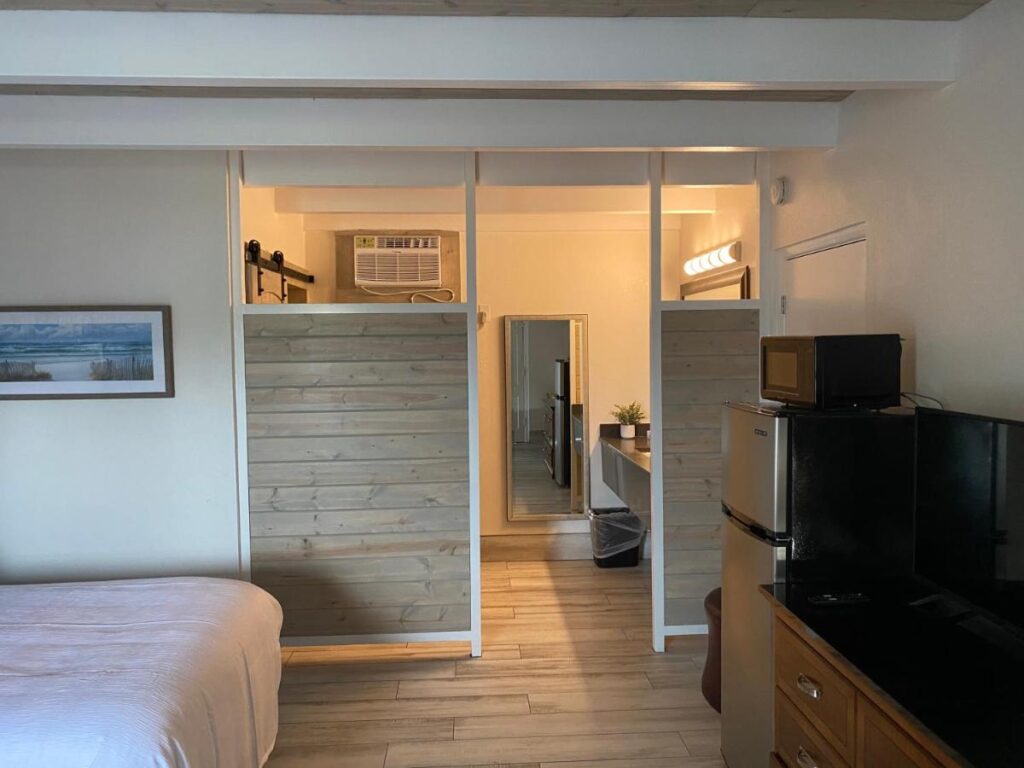 Gulf Coast Inn - Image 3