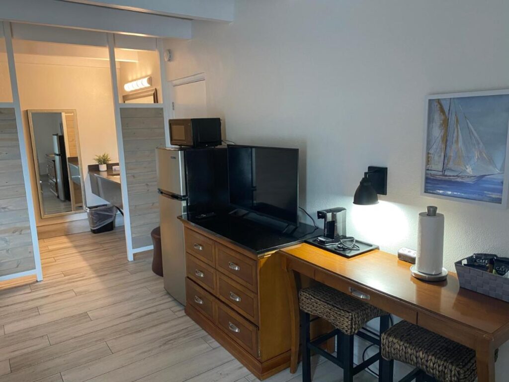 Gulf Coast Inn - Image 5