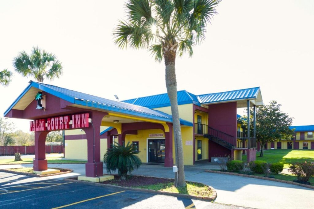 OYO Hotel Pensacola I-10 & Hwy 29 - Image 1