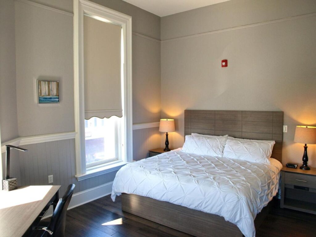 Cornerstone Inn - Image 3