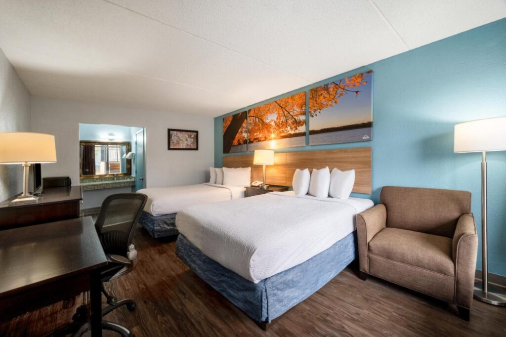 Days Inn by Wyndham Perrysburg Toledo - Image 5