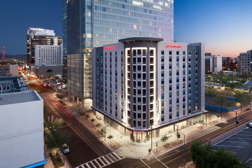 Hampton Inn & Suites Phoenix Downtown - Image 5