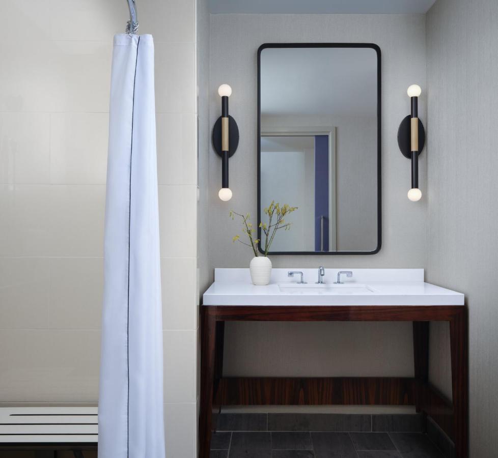 Kimpton Hotel Palomar Phoenix Cityscape by IHG - Image 4