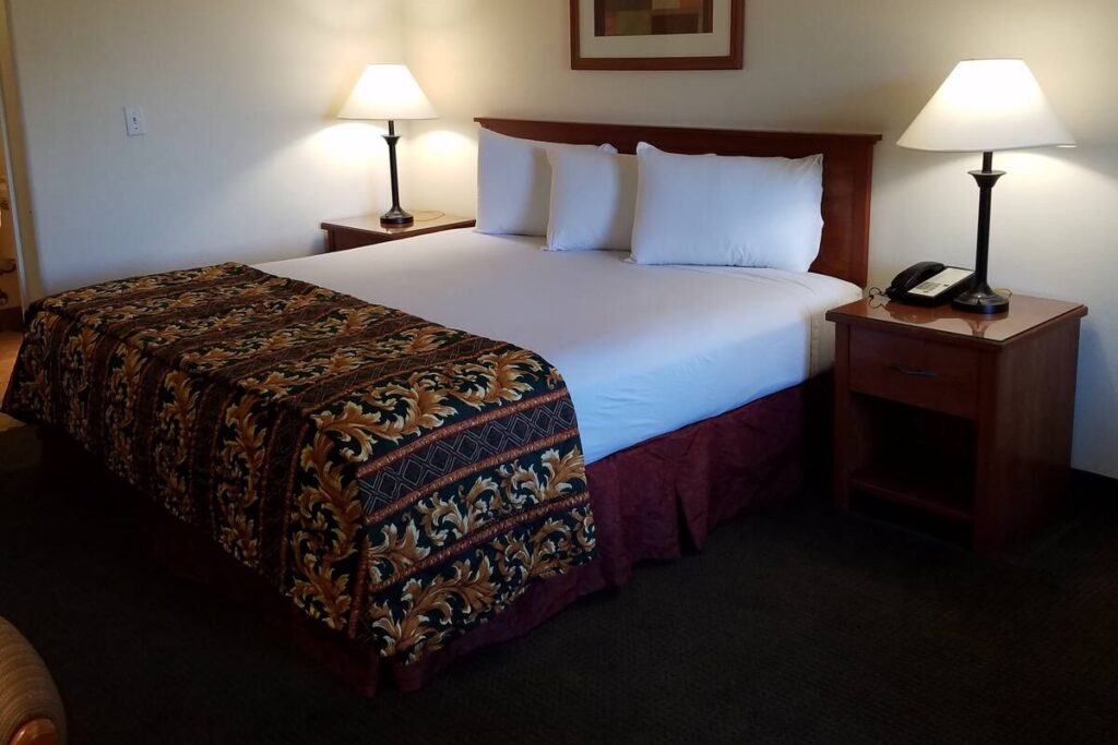 Premier Inns Tolleson - Image 2