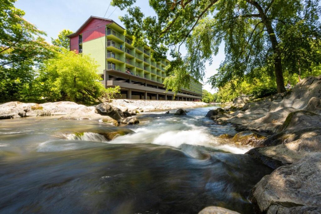Creekstone Inn - Image 1