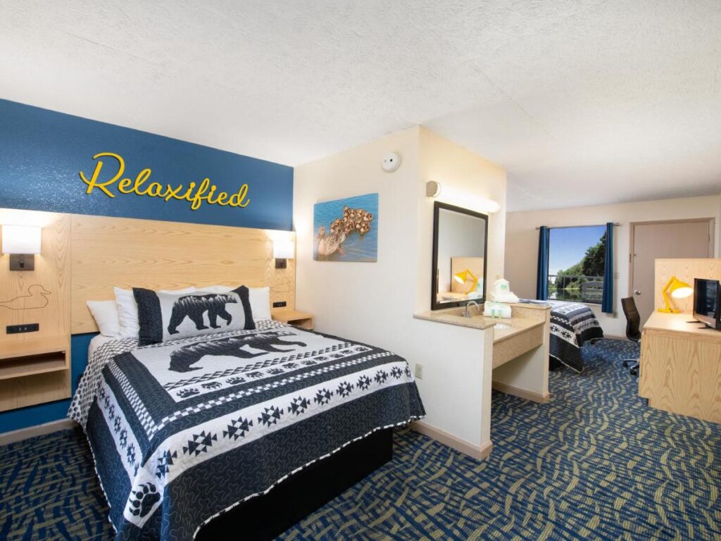 Creekstone Inn - Image 2