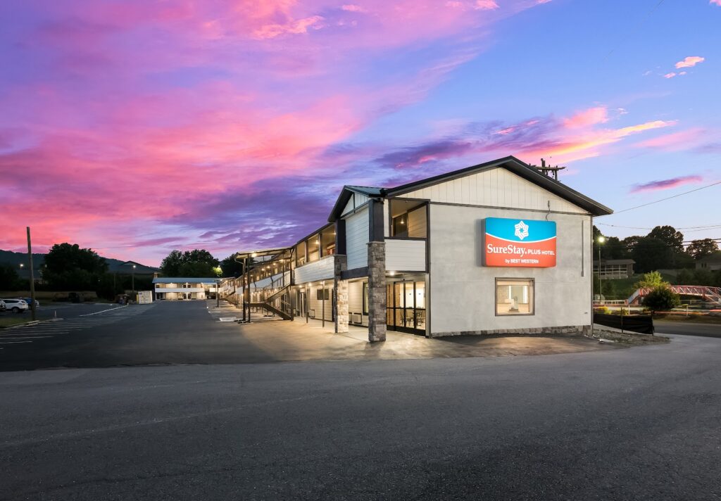 SureStay Plus by Best Western Pigeon Forge - Image 5