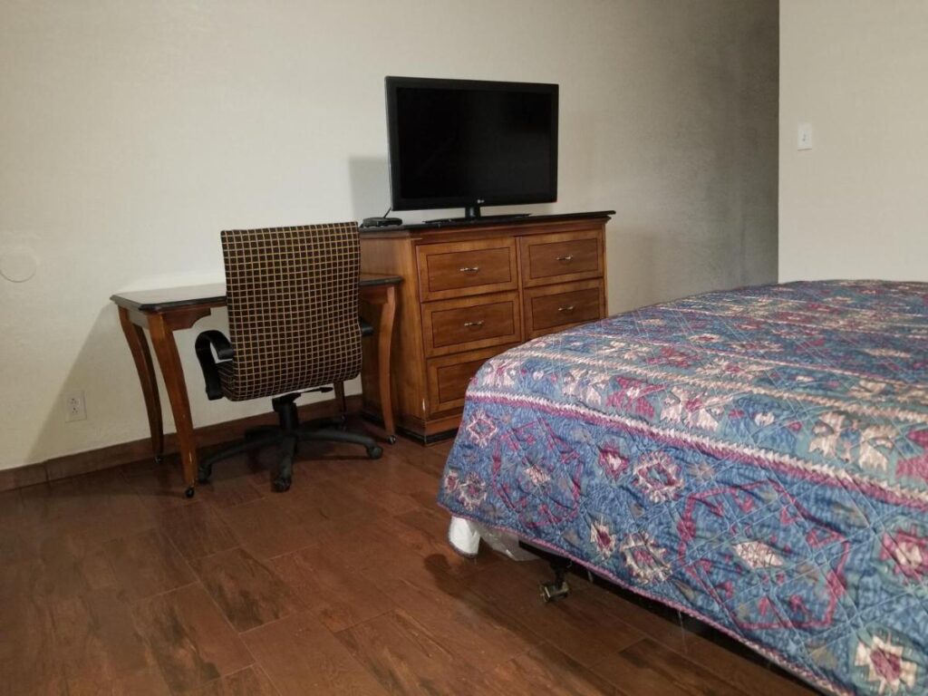 Buckboard Motel - Image 5
