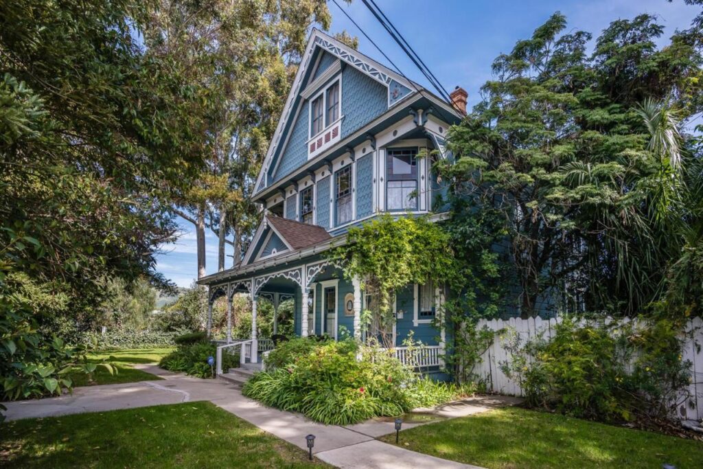 Kaleidoscope Inn & Gardens - Image 1