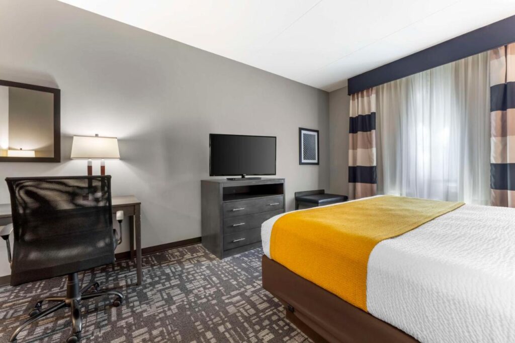 Best Western Plus Cranberry-Pittsburgh North - Image 2