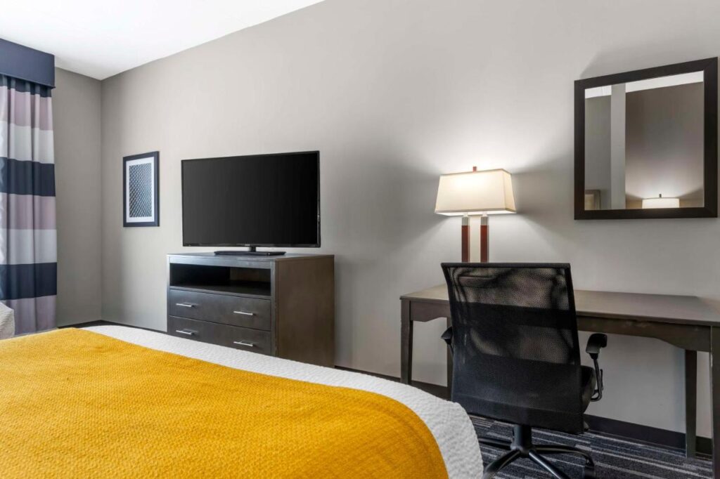 Best Western Plus Cranberry-Pittsburgh North - Image 3