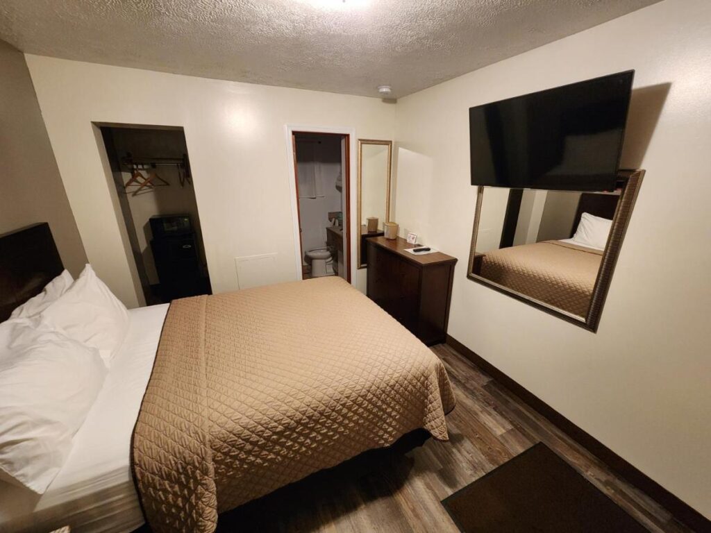 Jefferson Hills Motel - Image 3