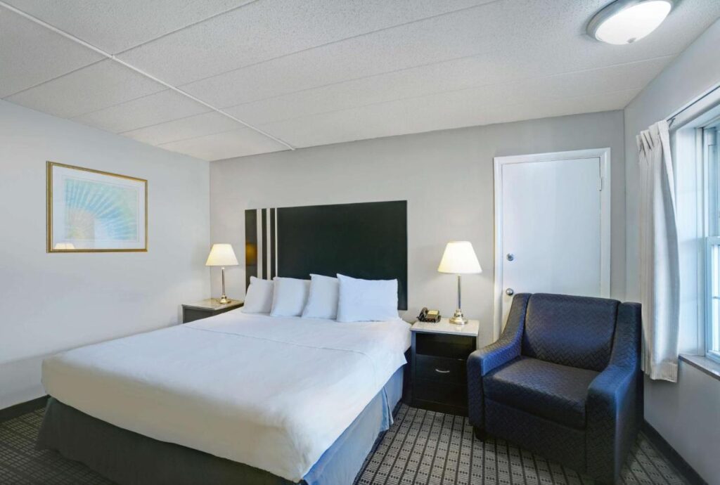 Motel 6 Washington, PA - Image 5