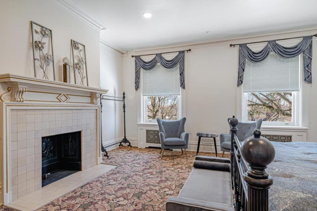 The Grandeur Estate - Image 4