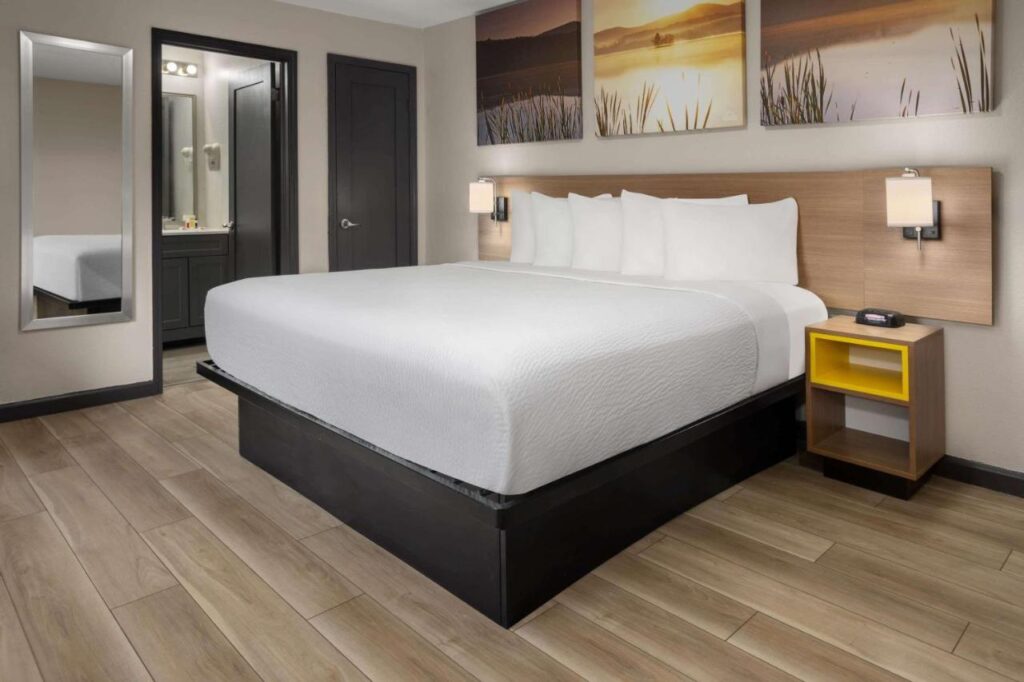 Days Inn by Wyndham Wurtsboro - Image 2