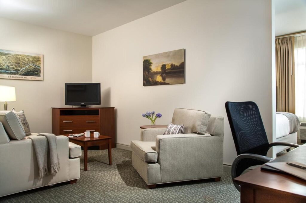 Hotel Anthracite - Image 6