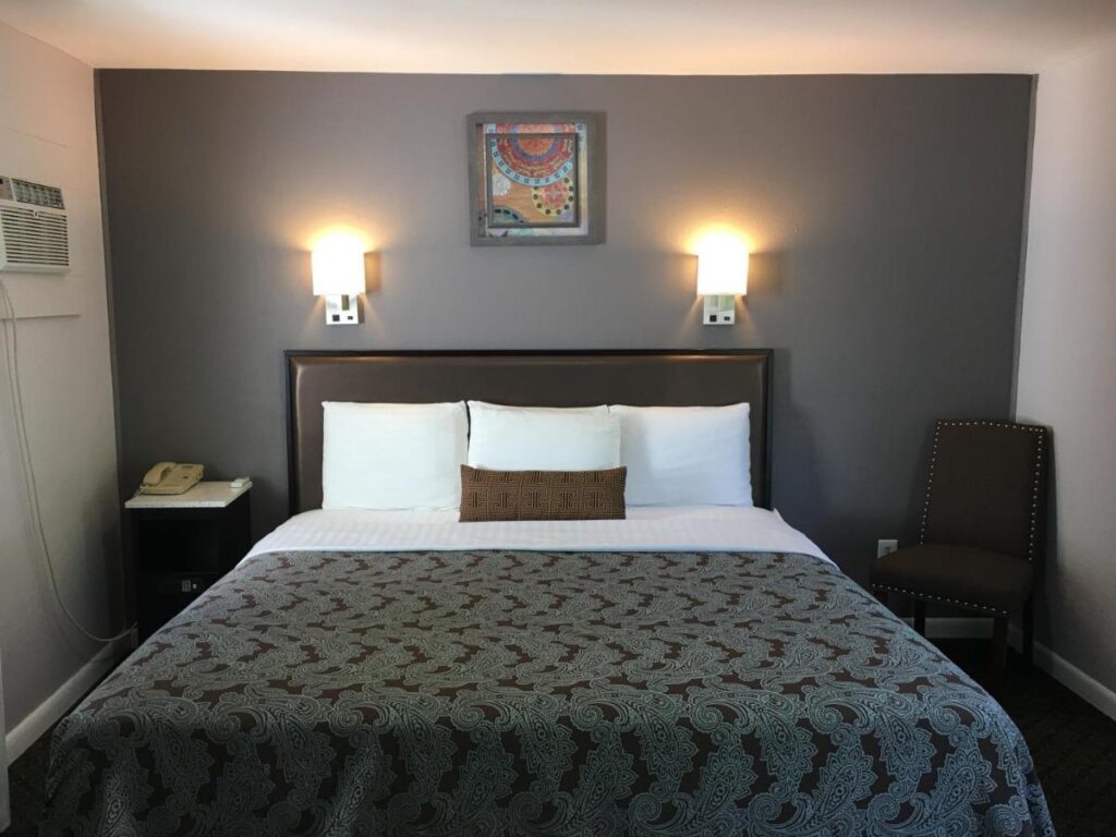 Scottish Inns Milford - Image 2