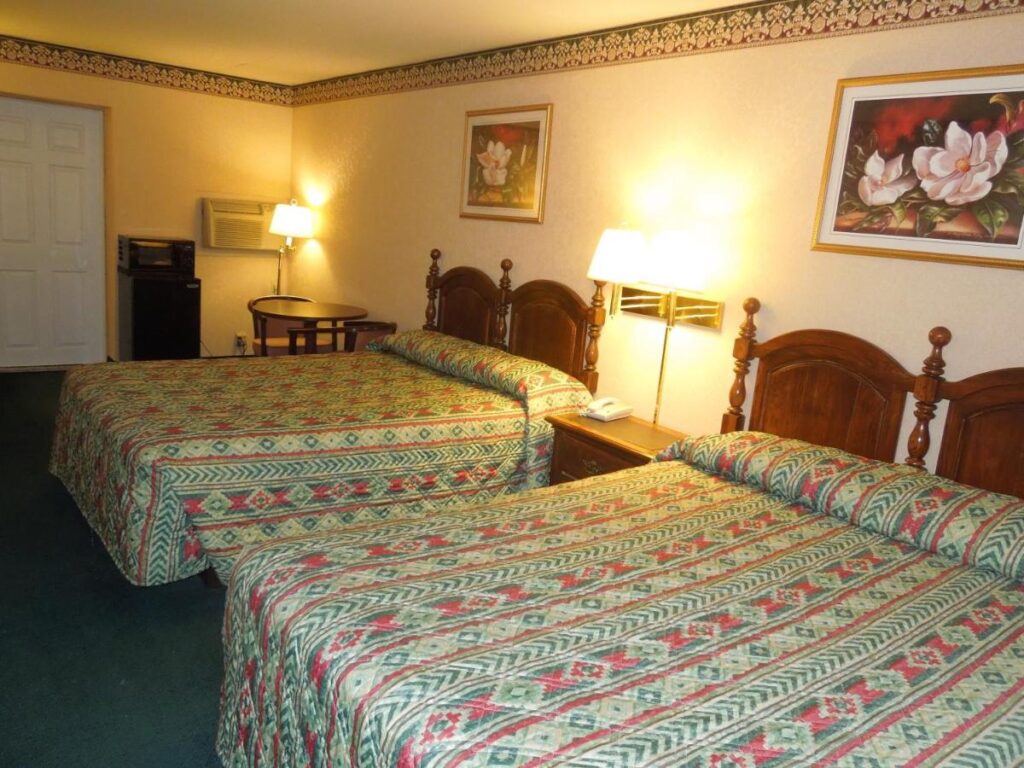 Value Inn East Stroudsburg - Image 5