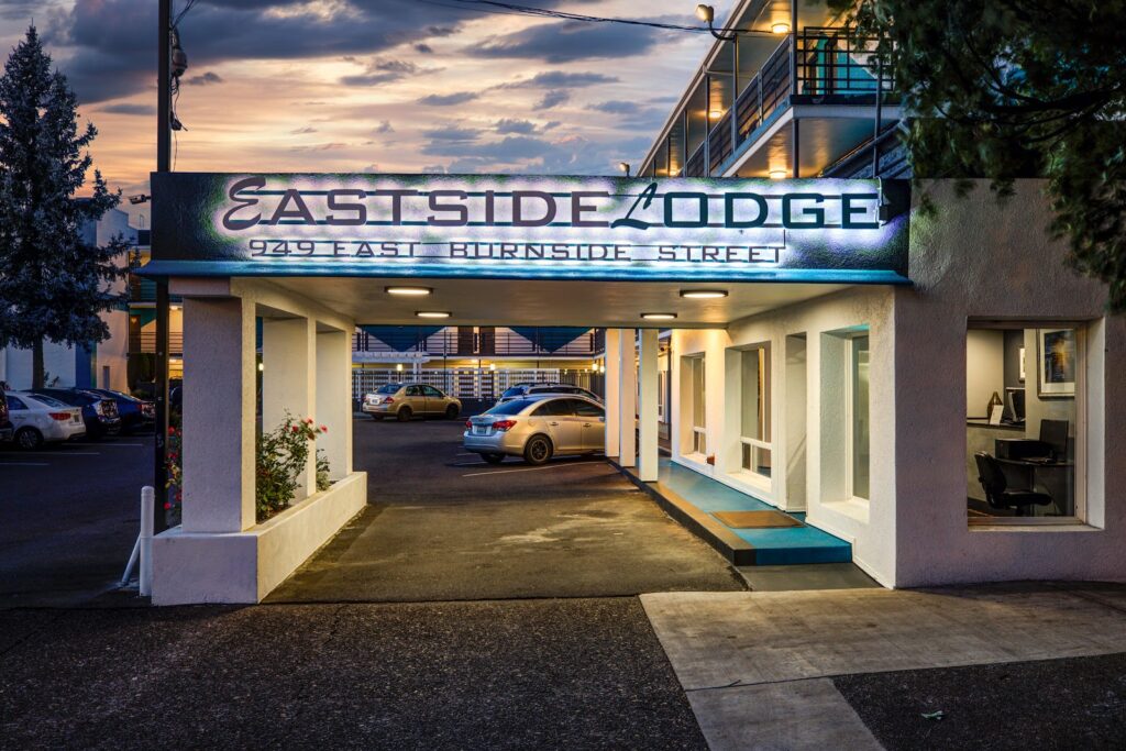 Eastside Lodge - Image 5